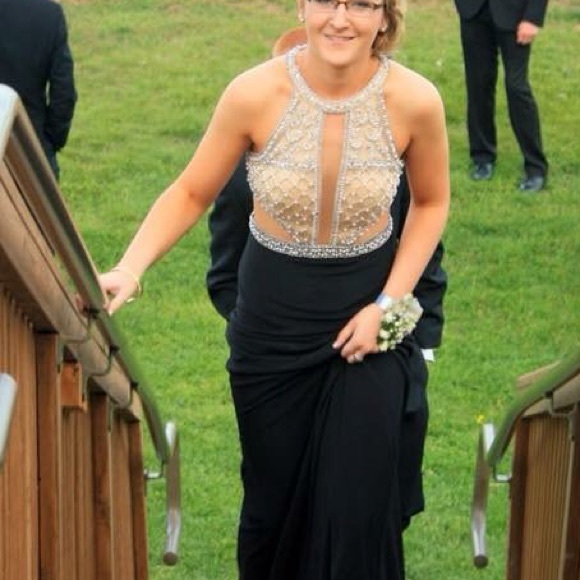 Prom dress - Picture 5 of 7